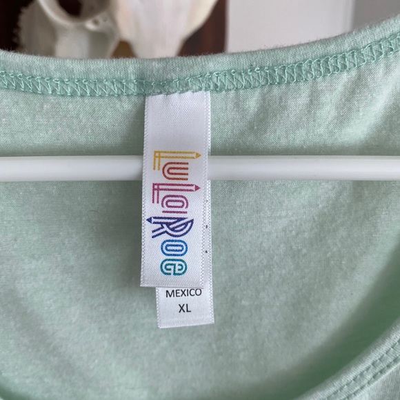 LulaRoe - Picture 2 of 2